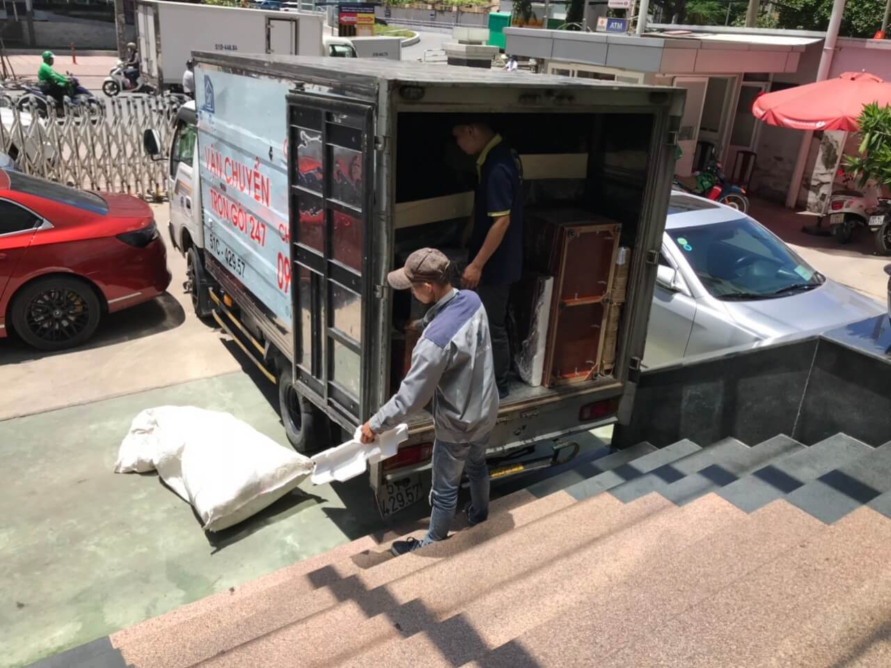 thuê xe chở đồ chuyển nhà giá rẻ thủ đức