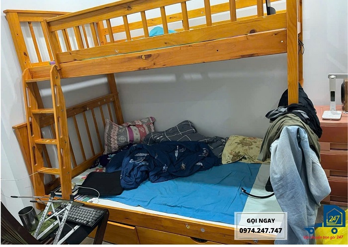 Gọi hotline 0974247747 để được hỗ trợ vận chuyển tháo lắp giường tầng TPHCM.